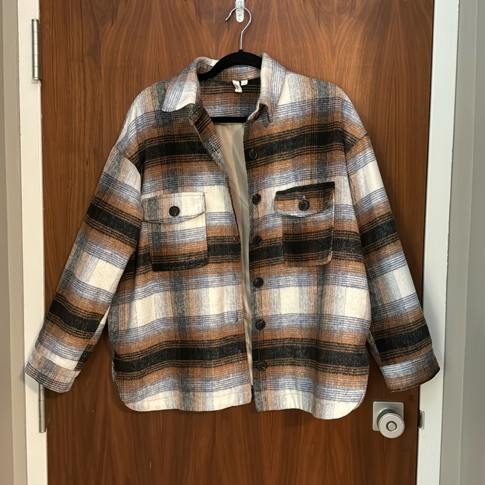 Elan | Riley Plaid Shacket - Picture 2 of 4